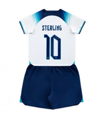 Lacne Dětský Futbalové dres Anglicko Raheem Sterling #10 MS 2022 Krátky Rukáv - Domáci (+ trenírky)